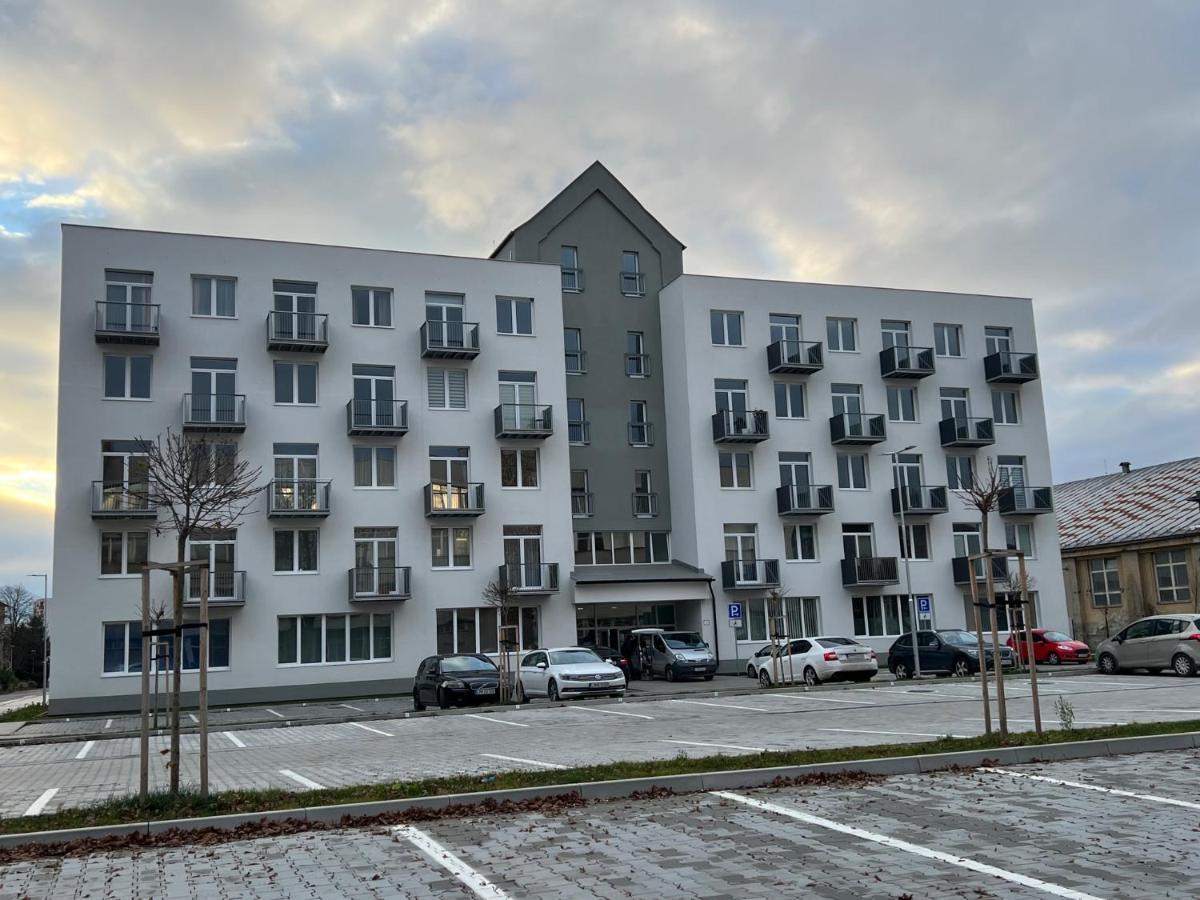 Apartman Liptov Np9 Liptovský Mikuláš 外观 照片